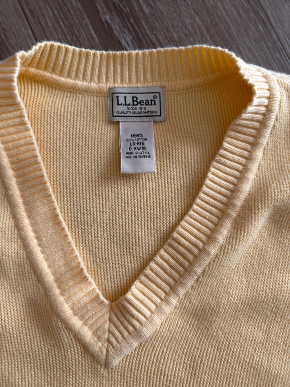 L.L. Bean Men’s Large Yellow V-Neck Sweater 100% Cotton Knit Pullover - Picture 2 of 6
